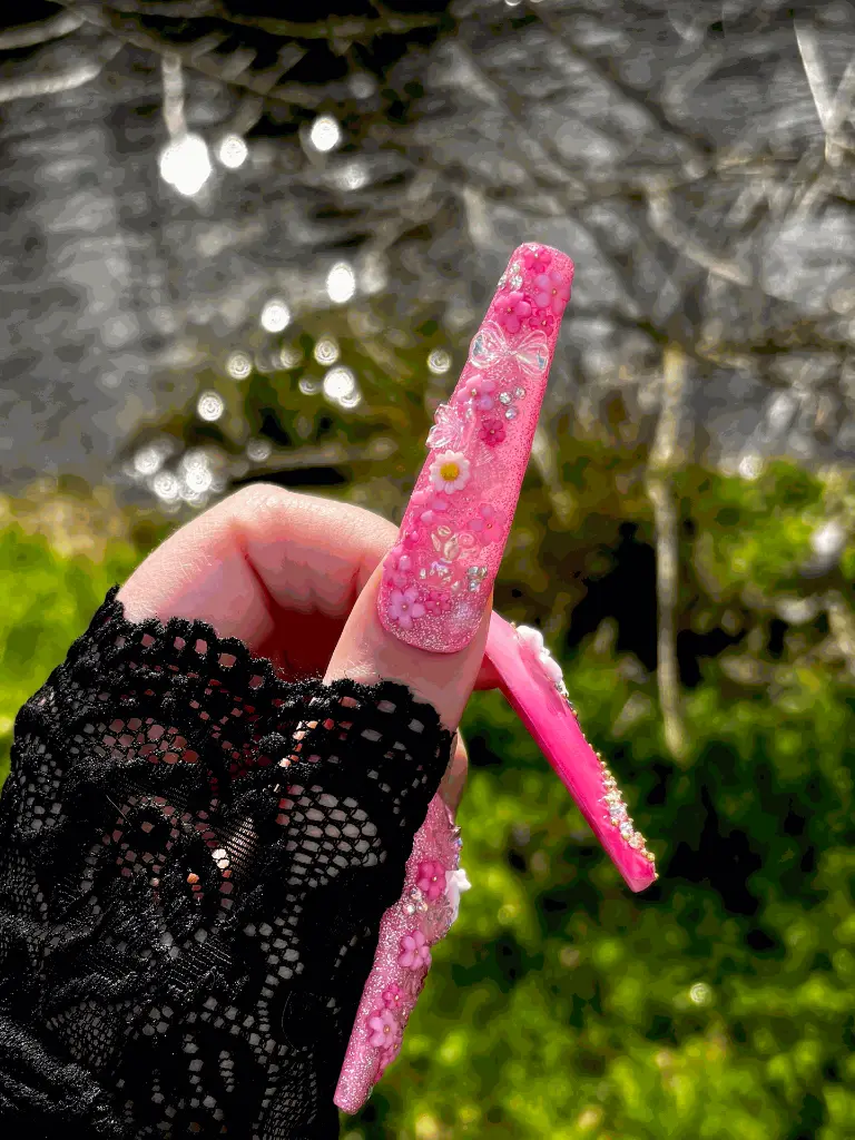 Pink Lover Pouce.webp