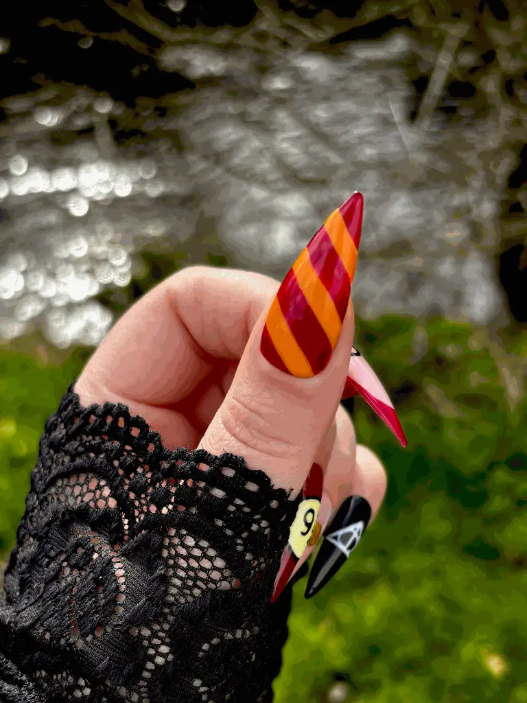 Wizard Pouce.webp